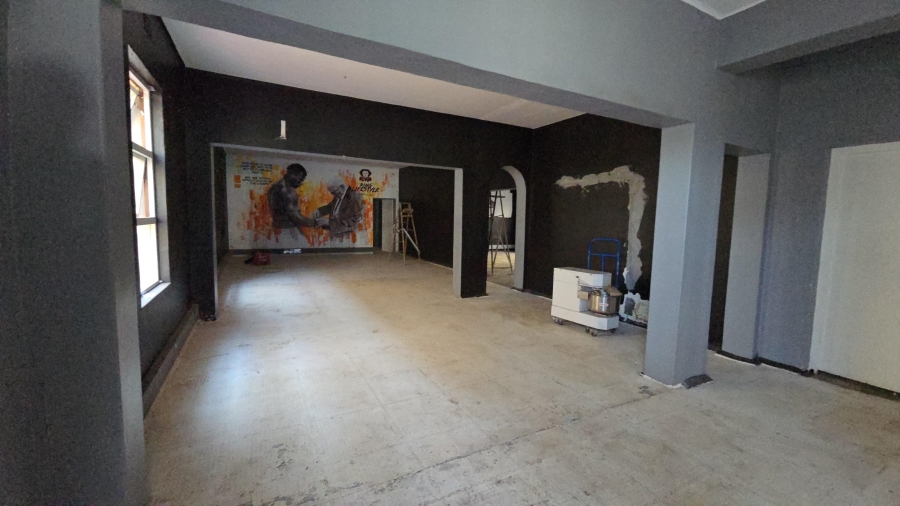 To Let commercial Property for Rent in Salt River Western Cape